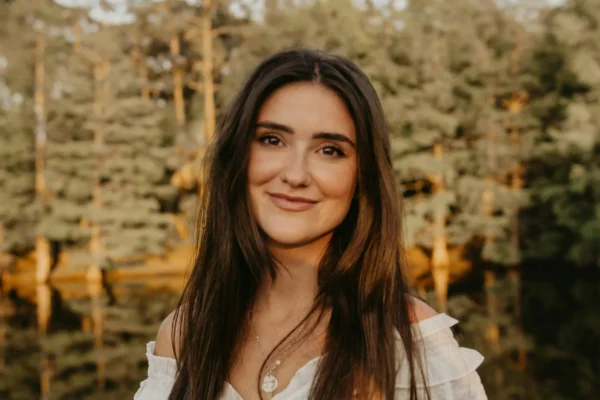 allyssa-sayers-w2Qx9eaA3I0-unsplash allyssa-sayers-w2Qx9eaA3I0-unsplash